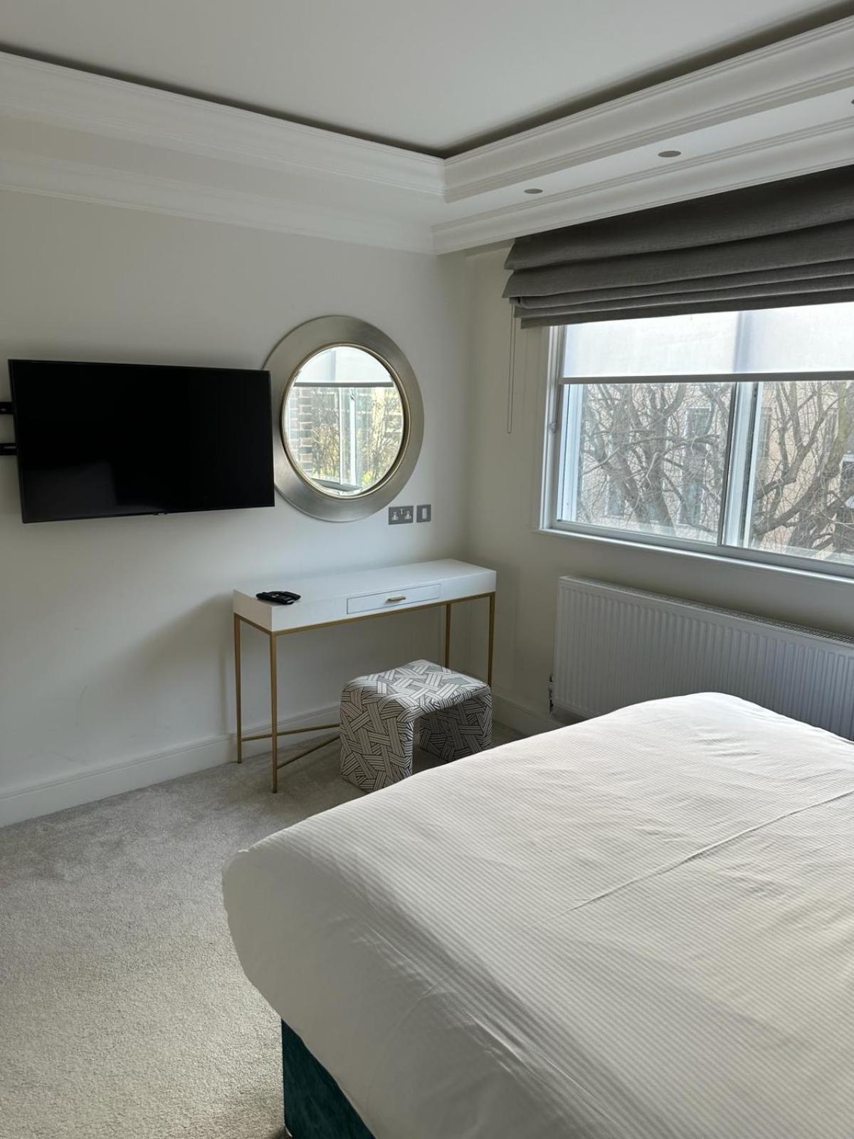 Apartament Durrels House *